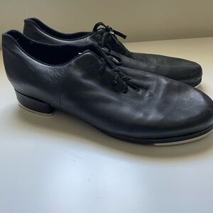 Bloch Women’s black tap shoes 9.5